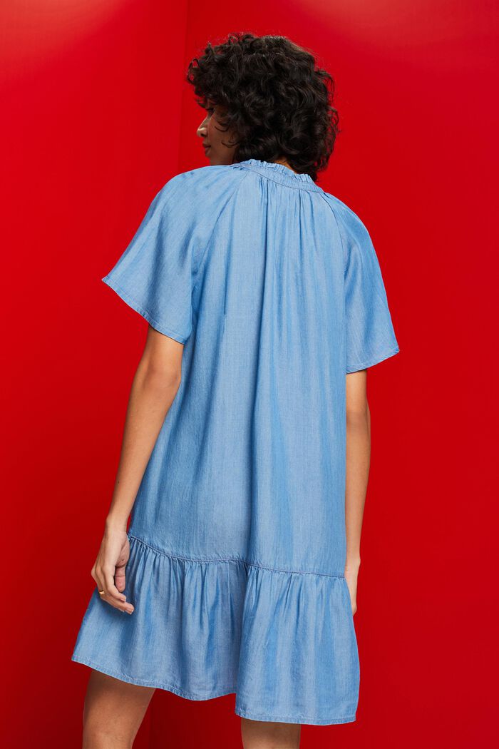 Chambray-kjole m. bindebånd og flæsekant, TENCEL™, BLUE MEDIUM WASHED, detail image number 3