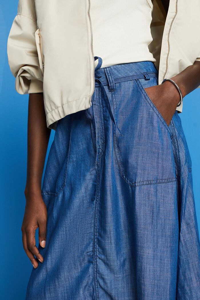 I TENCEL™: Midi-nederdel i denimlook, BLUE MEDIUM WASHED, detail image number 2