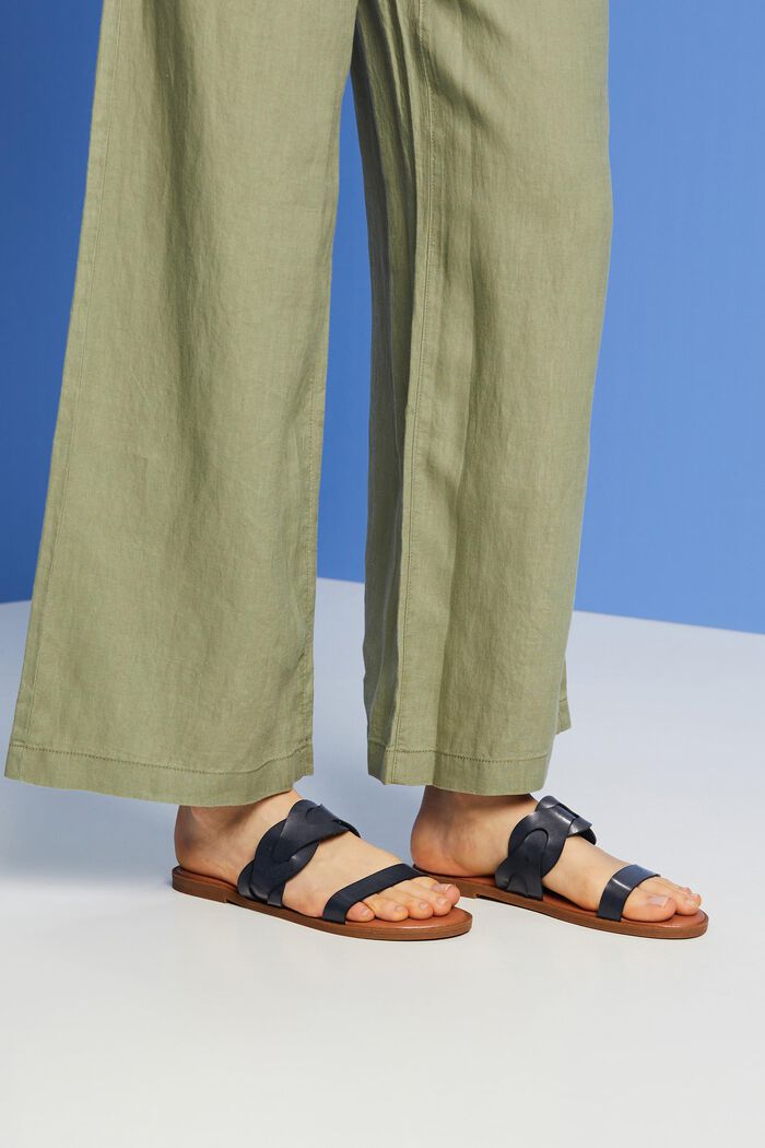 Flettede slippers i vegansk læder, NAVY, detail image number 1