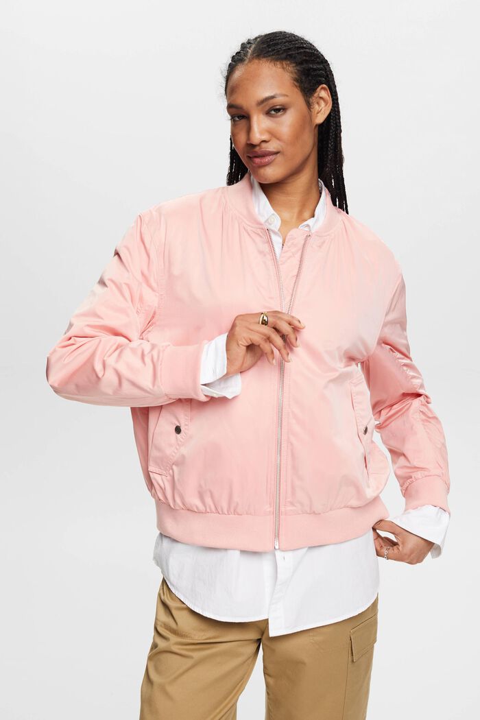 ESPRIT-Let jakke i i vores onlinebutik