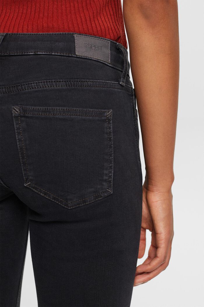 Genanvendt: skinny jeans med mellemhøj talje, BLACK DARK WASHED, detail image number 4