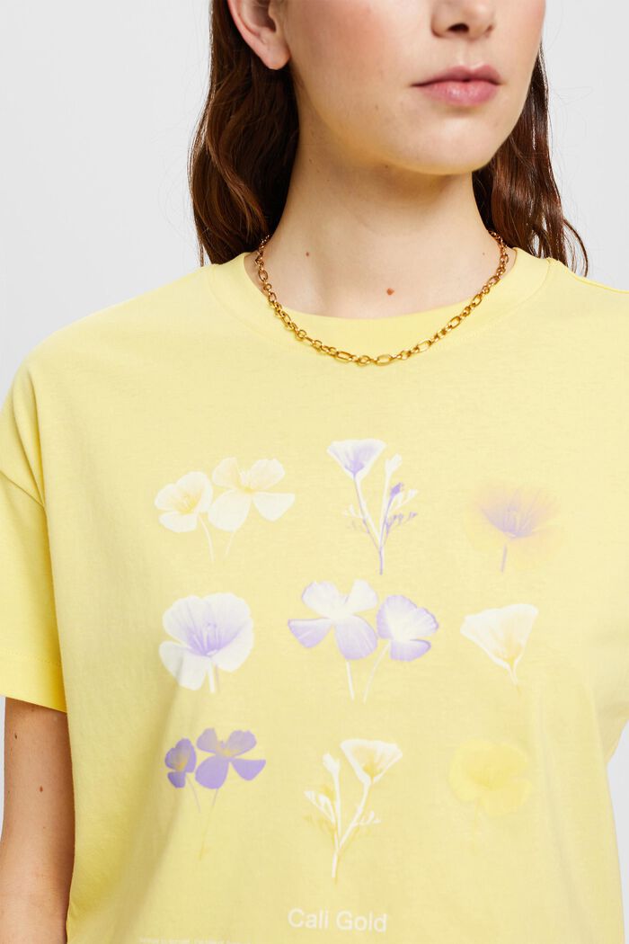 T-shirt med blomsterprint på brystet, LIGHT YELLOW, detail image number 2