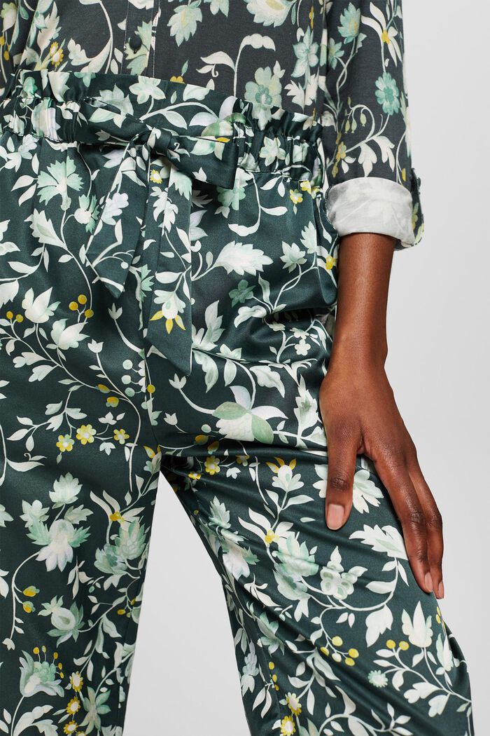 Med silke: pyjamasbukser med paperbag-linning, DARK TEAL GREEN, detail image number 2