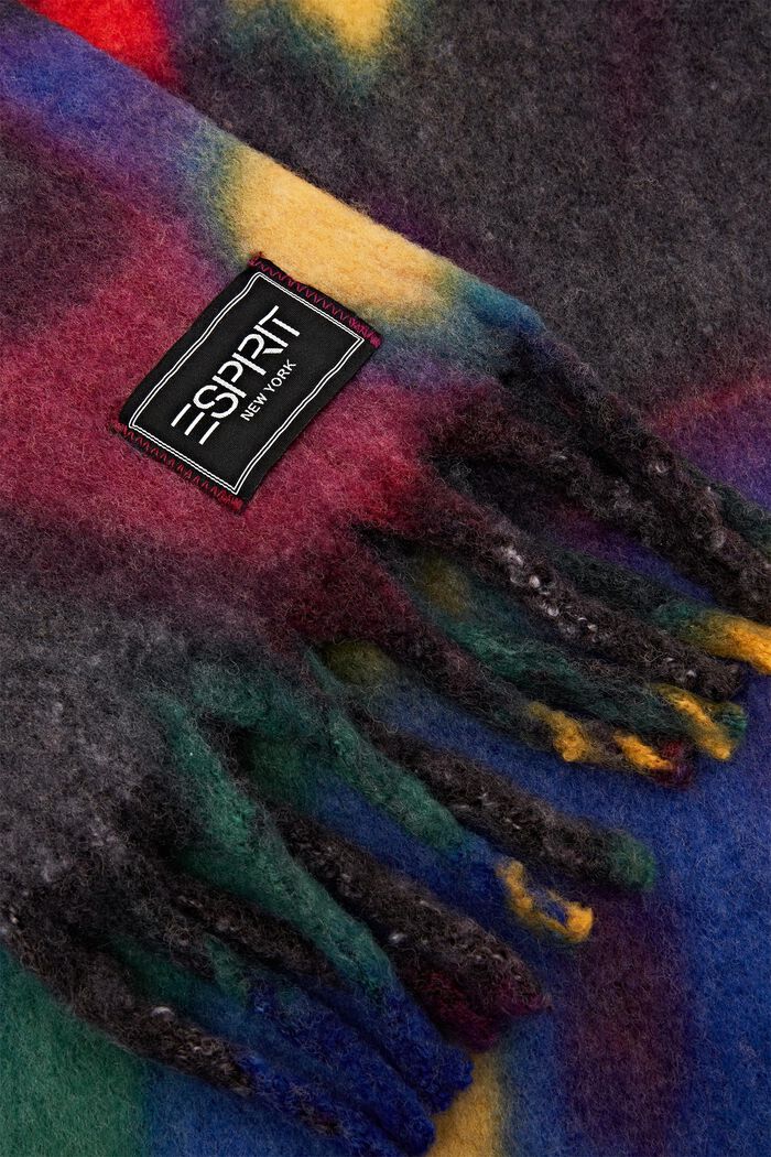 Multifarvet tørklæde i børstet strik, BLACK, detail image number 1