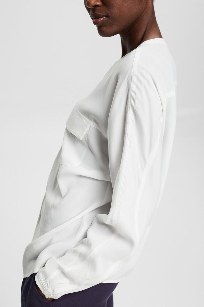 Bluse med påsat klaplomme, OFF WHITE, detail image number 2