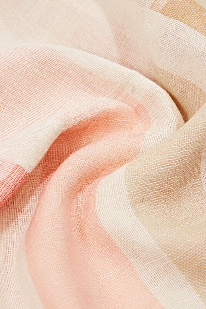 Stribet tørklæde af økologisk bomuld, CORAL, detail image number 2
