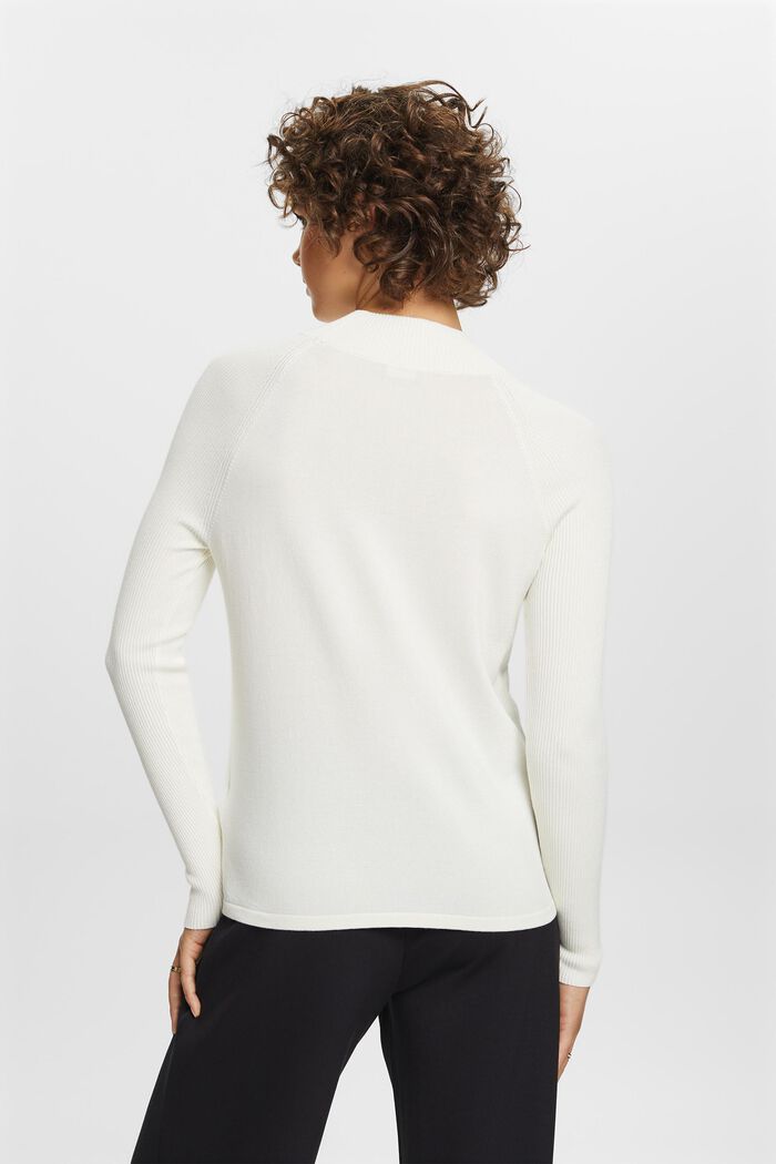 Pullover med høj krave, LENZING™ ECOVERO™, OFF WHITE, detail image number 3