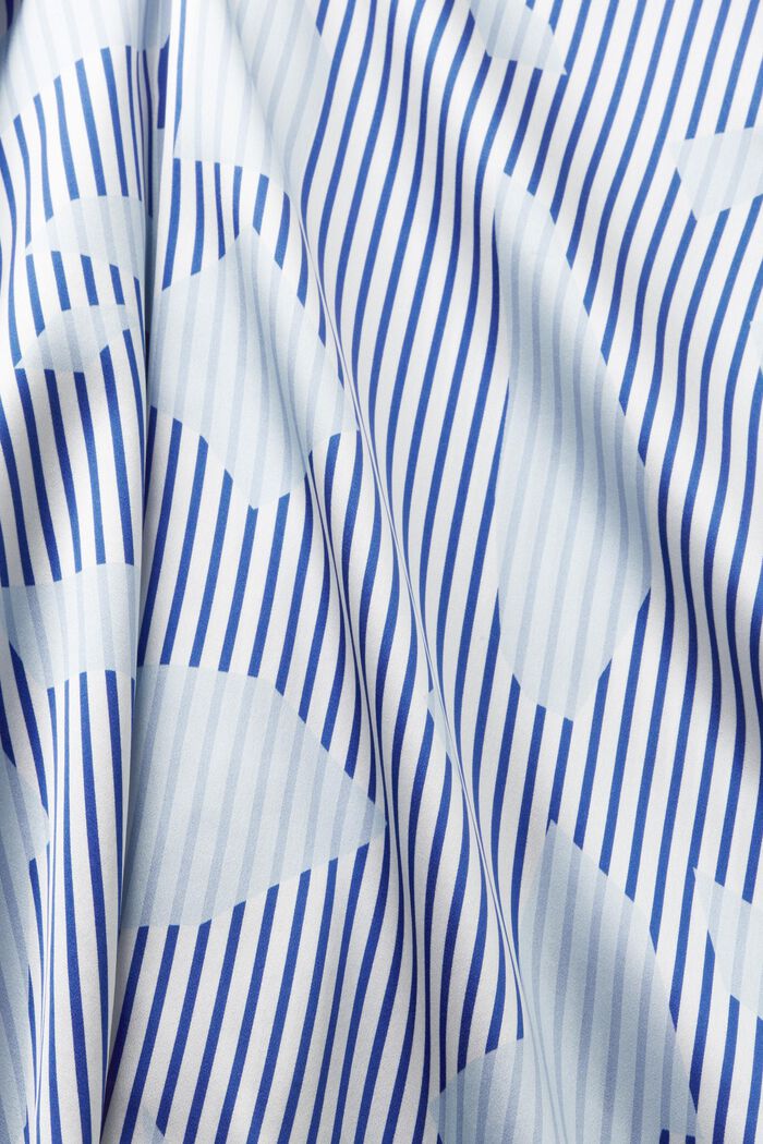 Silkeskjorte med tryk og knaplukning, BRIGHT BLUE, detail image number 5
