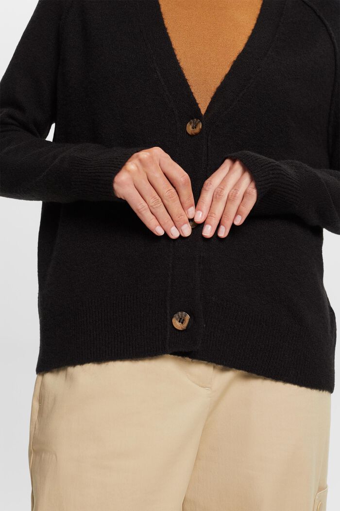 Cardigan med knapper og V-hals, uldmiks, BLACK, detail image number 1