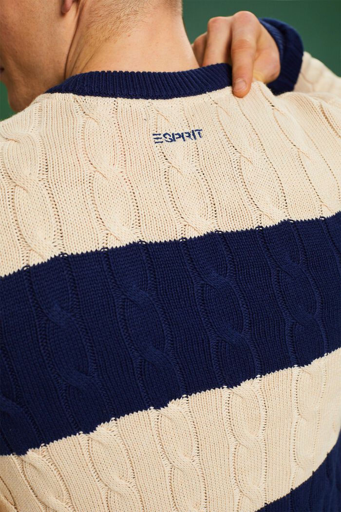 Stribet sweater i kabelstrik, SAND, detail image number 5