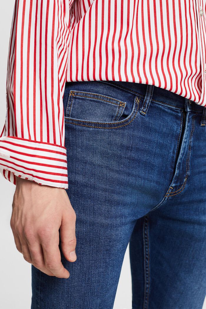 Slim jeans med tapered ben, BLUE MEDIUM WASHED, detail image number 4