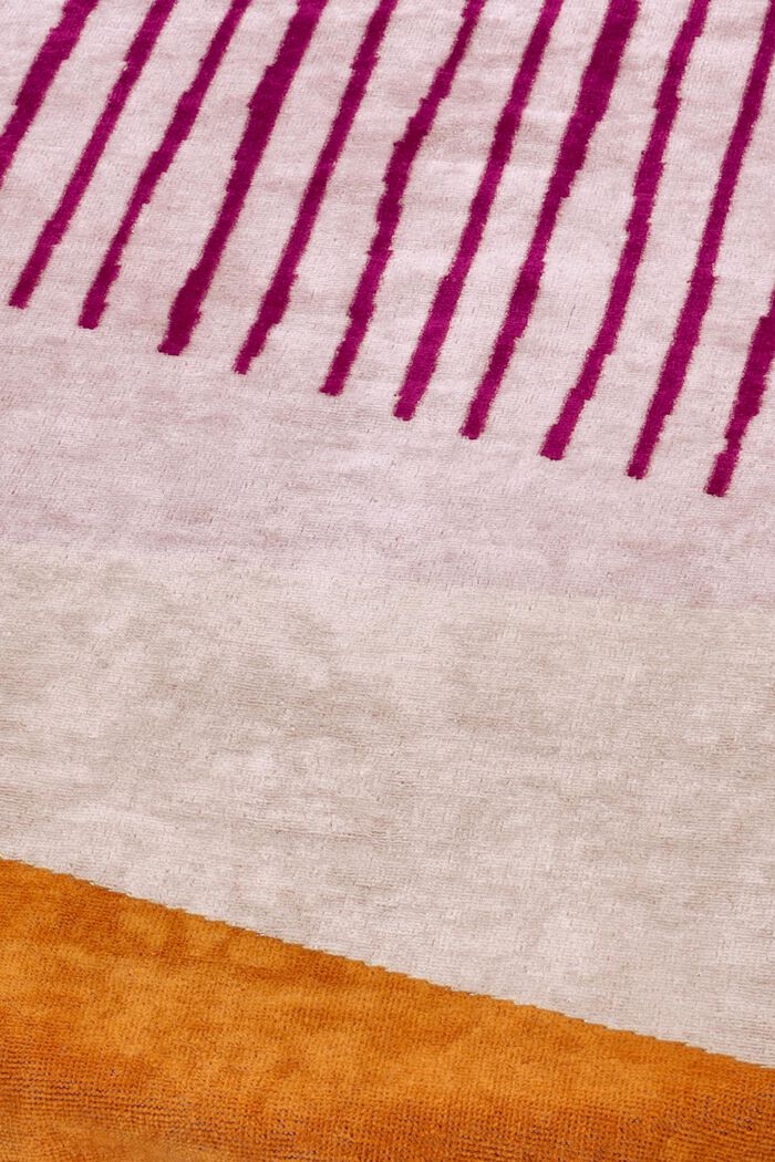 Strandhåndklæde i et stribet design, CRANBERRY, detail image number 1