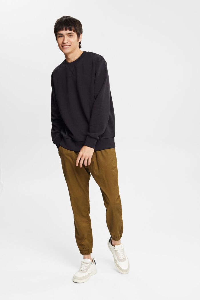Genanvendte materialer: ensfarvet sweatshirt, BLACK, detail image number 4