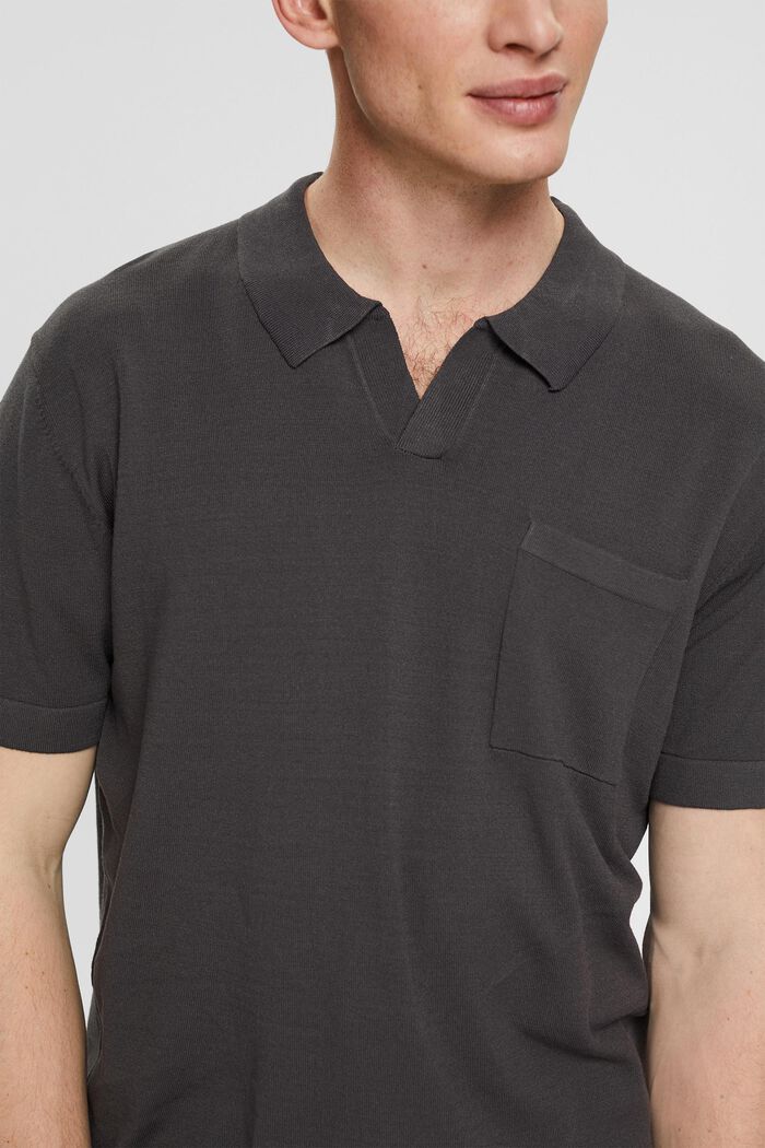 Poloskjorte i finmasket strik, LENZING™ ECOVERO™, ANTHRACITE, detail image number 0