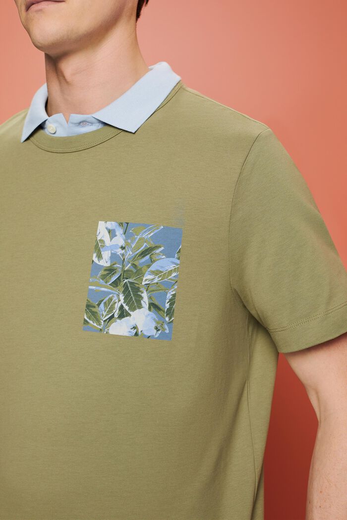 Jersey-T-shirt med print på brystet, 100 % bomuld, LIGHT KHAKI, detail image number 2