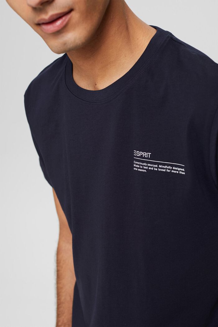 T-shirt i jersey med print, 100% økologisk bomuld, NAVY, overview