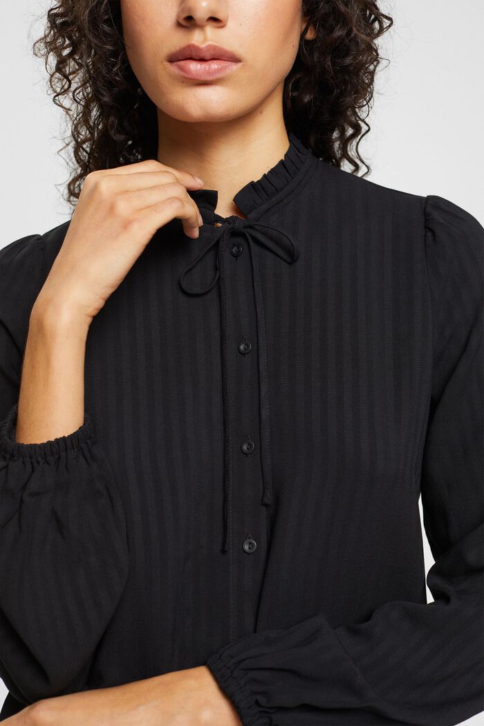 Bluse med flæsekrave, LENZING™ ECOVERO™, BLACK, detail image number 0