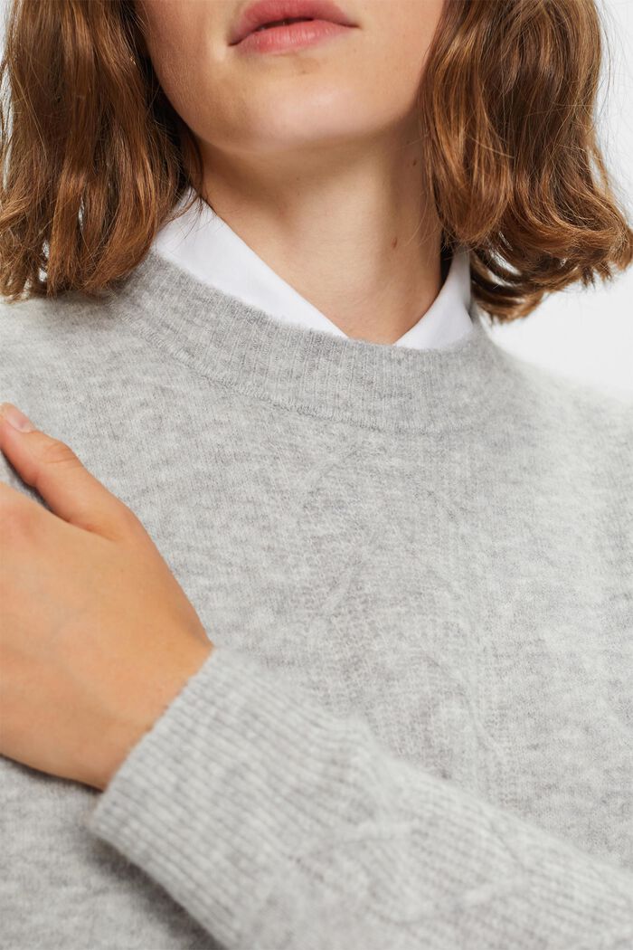 Striksweater med rund hals, LIGHT GREY, detail image number 1