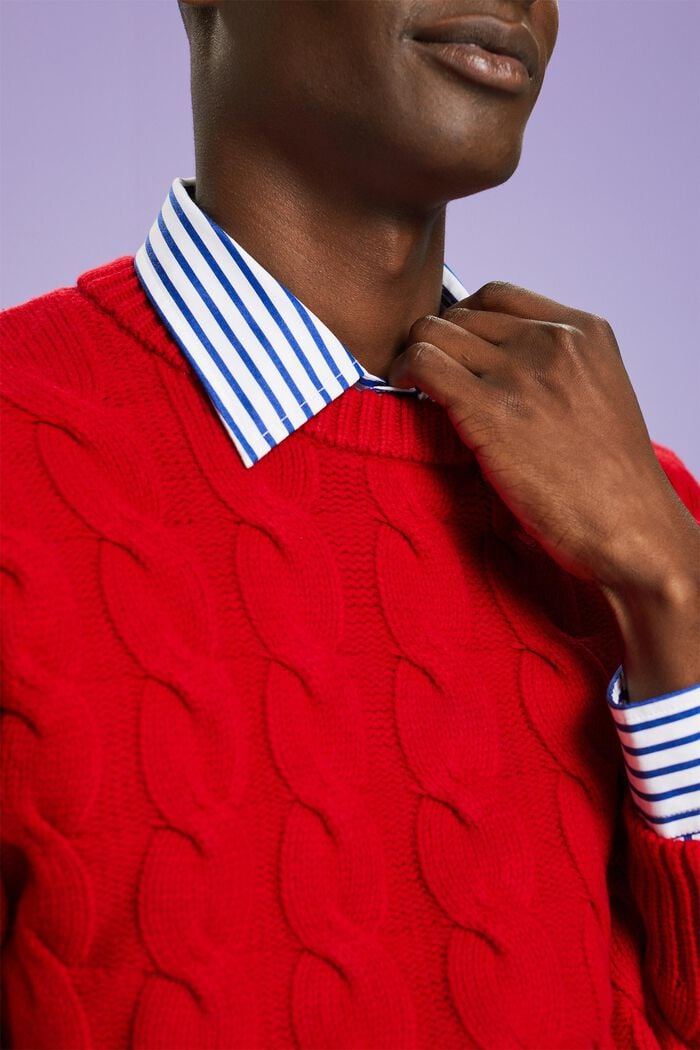 Kabelstrikket sweater i uld, DARK RED, detail image number 3