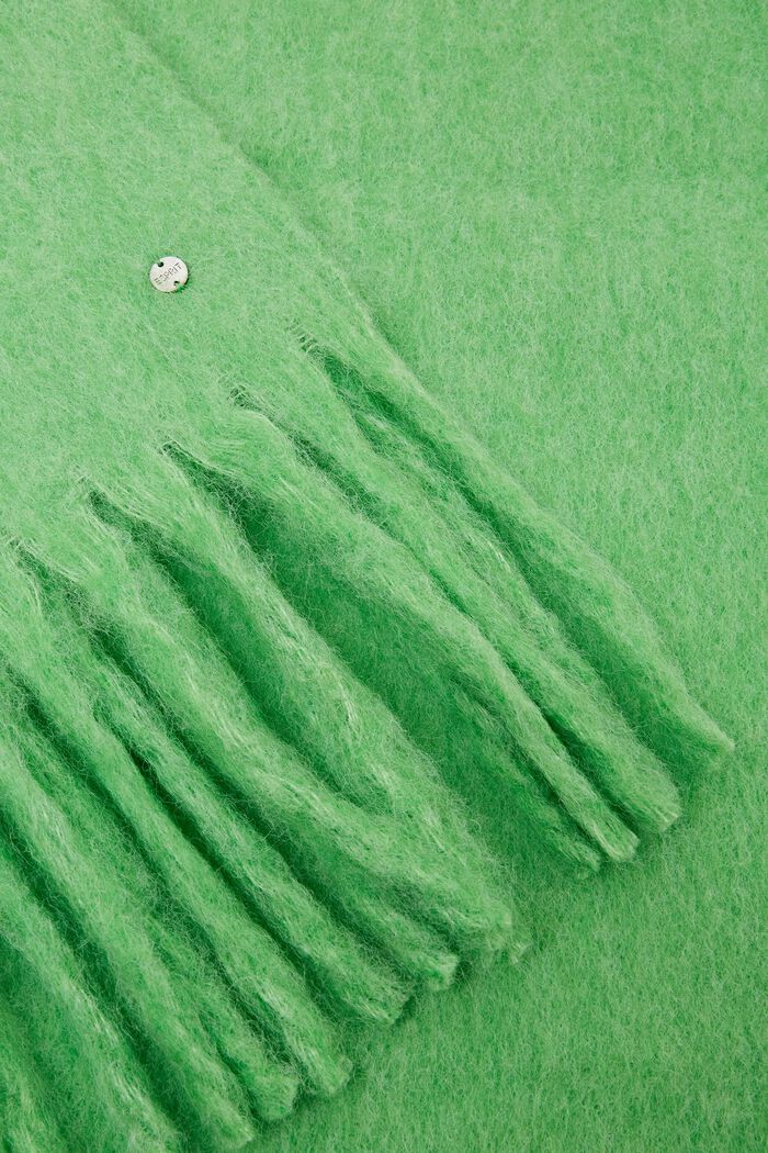 Halstørklæde i strik med frynser, LIGHT GREEN, detail image number 1