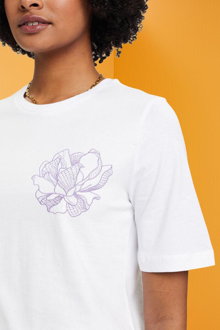 Bomulds-T-shirt med broderet blomst, OFF WHITE, detail image number 2